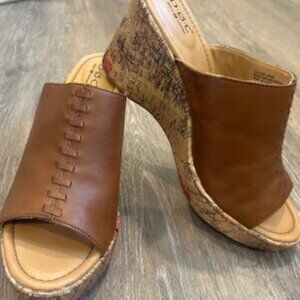 Børn - Vintage Tan/Brown Leather Wedge Sandals Cork Heel  - Size 9 NWOT